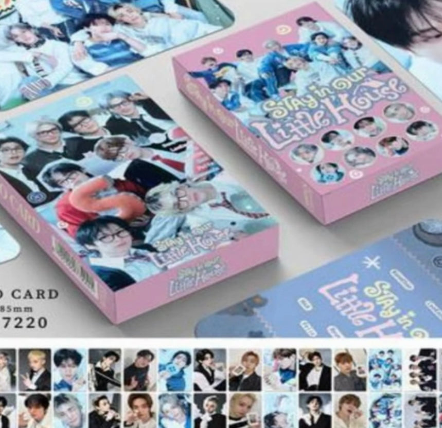 Straykids caja de lomo Card little house