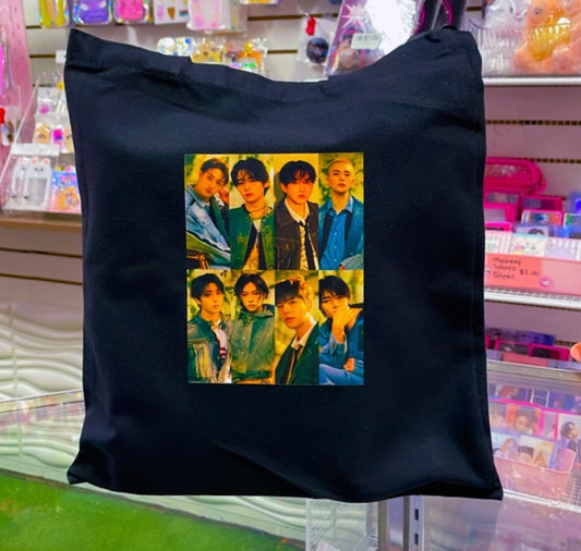 Straykids tote bags